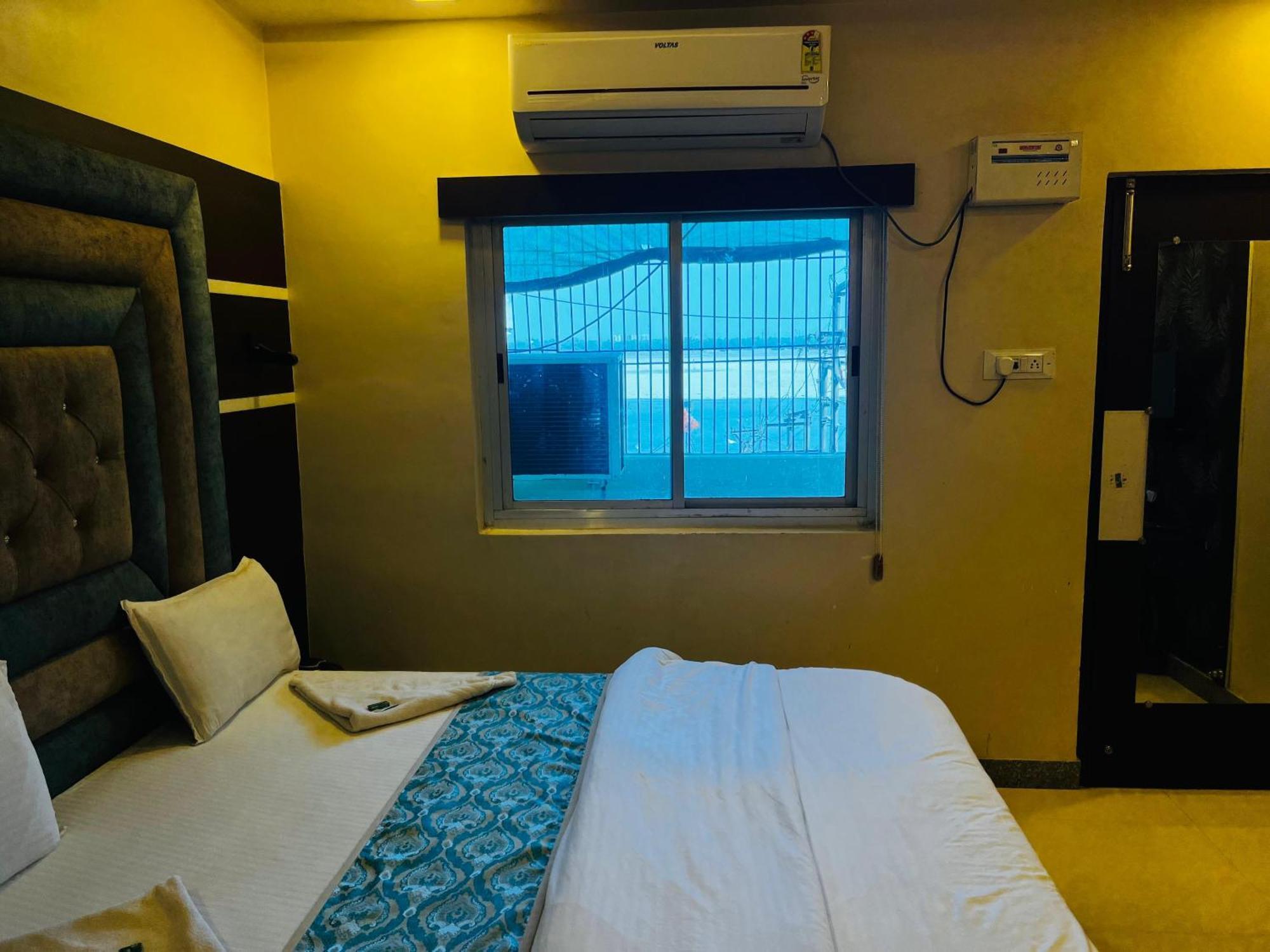 Ks Paying Guest House Varanasi Exterior photo