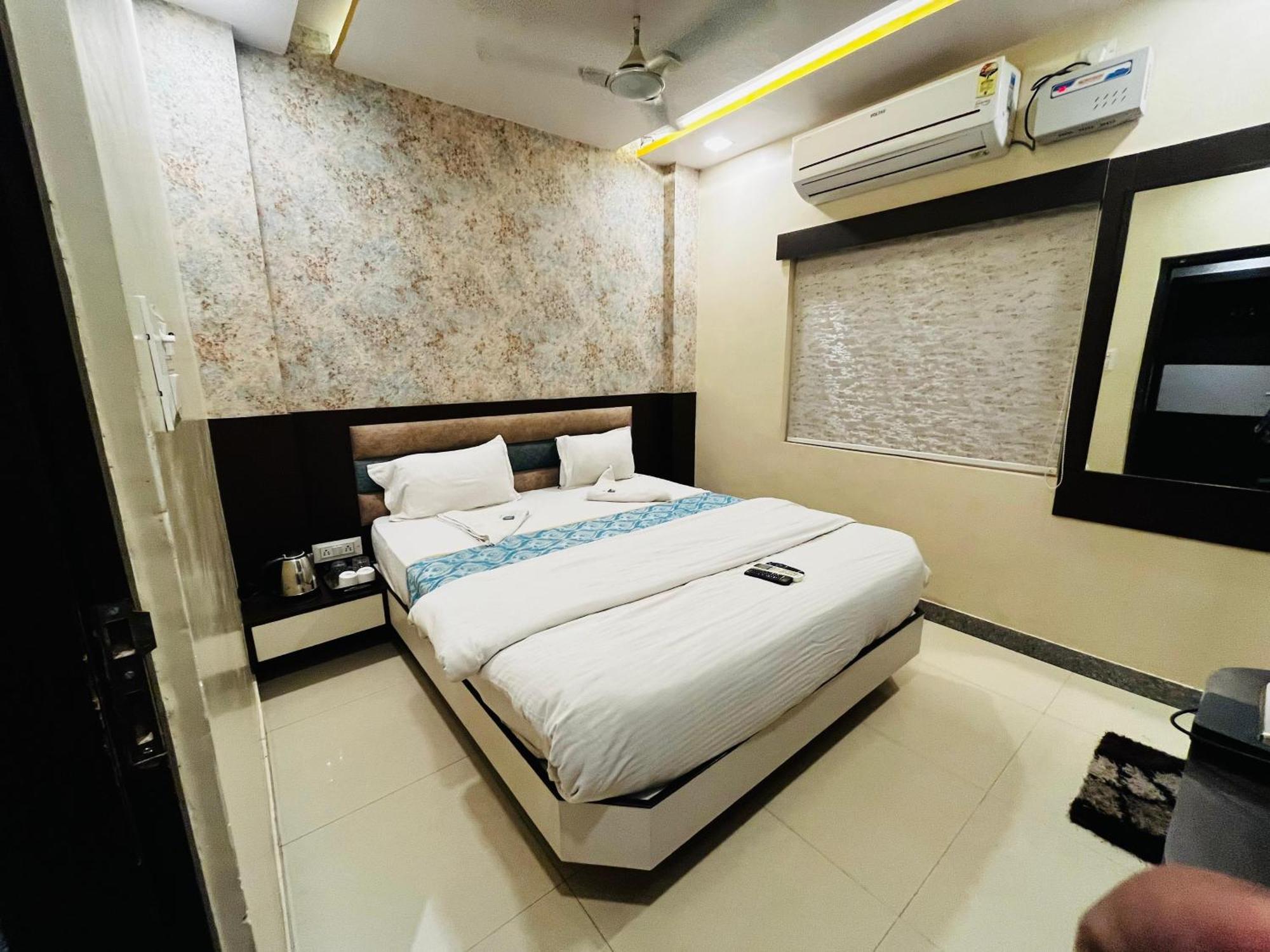 Ks Paying Guest House Varanasi Exterior photo