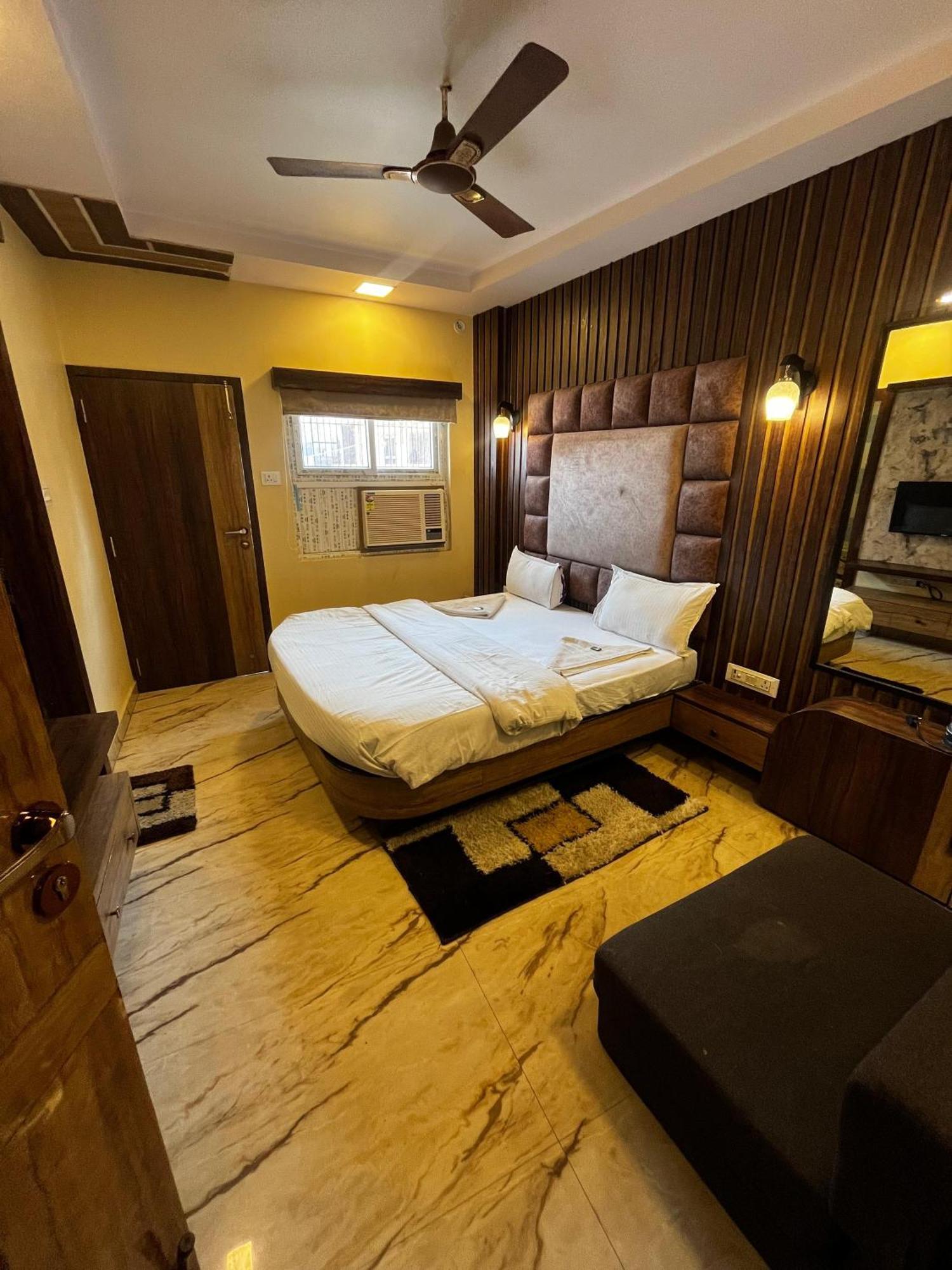 Ks Paying Guest House Varanasi Exterior photo